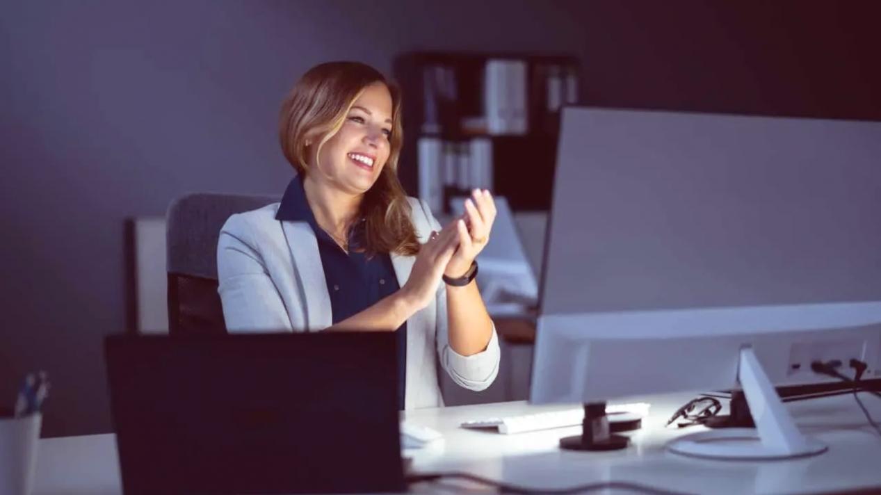 Процесс разработки финансовых стратегий в офисе Maneteran